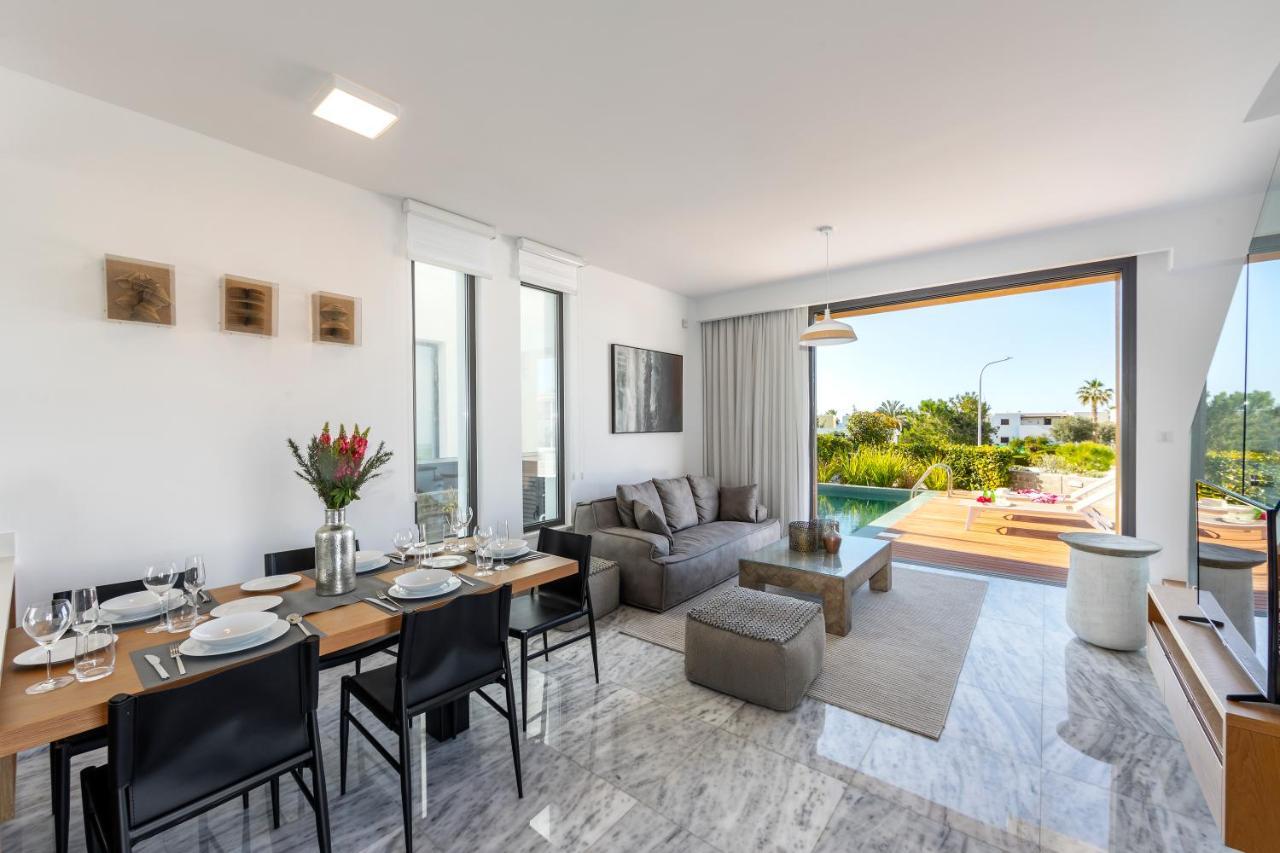 Villa Laurus 6, Walking Distance To The Beach Paphos Exterior photo